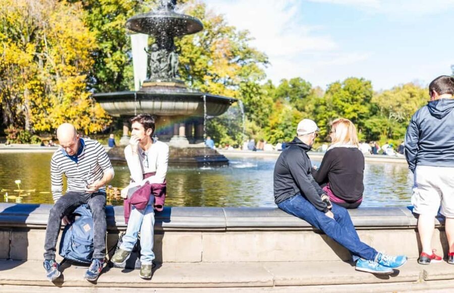 Best of NYC: Top-Rated Gossip Girl TV Locations Pedicab Tour - Plaza Hotel, Ladurée, and St James’ Church: the Upper East Side styling
