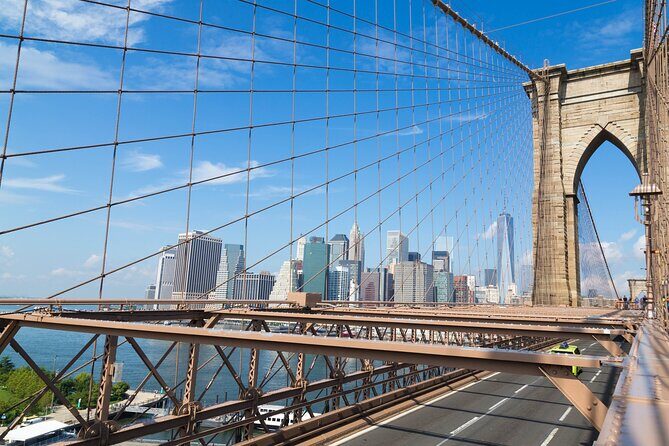 Brooklyn Bridge, DUMBO, and Skyline Guided Walking Tour - The Brooklyn Bridge boardwalk: skyline views you can actually time