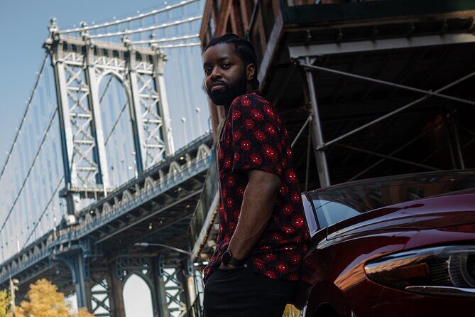 Brooklyn Bridge Dumbo Walking Tour with Photography Experience - Quick hits before you lace up