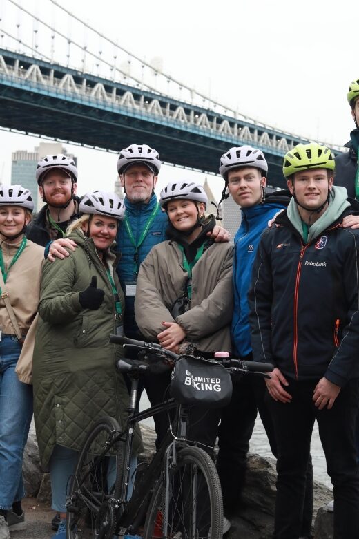 Brooklyn Bridge Self-guided Bike Tour App - Audio + Written - Bike or foot: choosing the pace that matches your energy