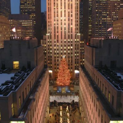 Christmas in New York: Holiday Lights&Rockefeller Tree Tour - Starting at 190 Central Park S and Getting Your Bearings Fast