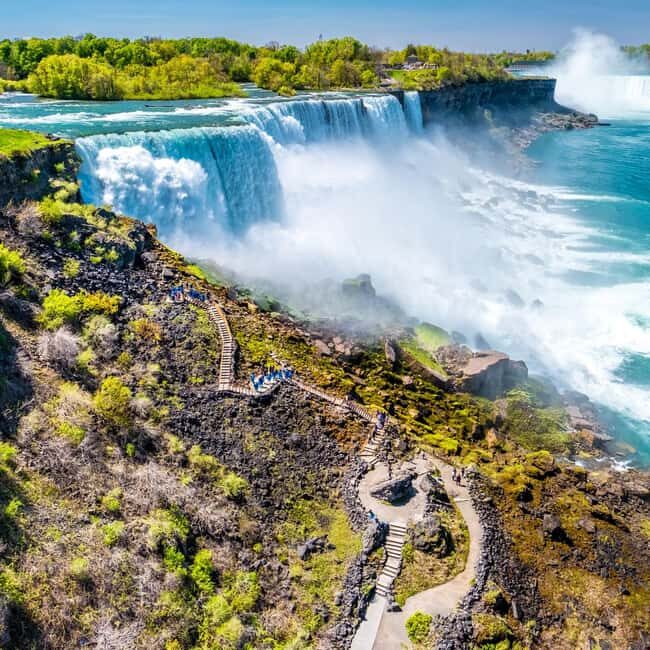 From New York City: Niagara Falls Guided Tour - American Falls to Maid of the Mist: plan for splashes and pay attention to timing
