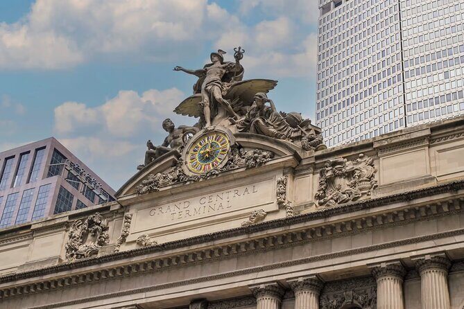 Grand Central Terminal: Secrets & Stories Tour - Dining Concourse reset: snack options and a smart restroom window