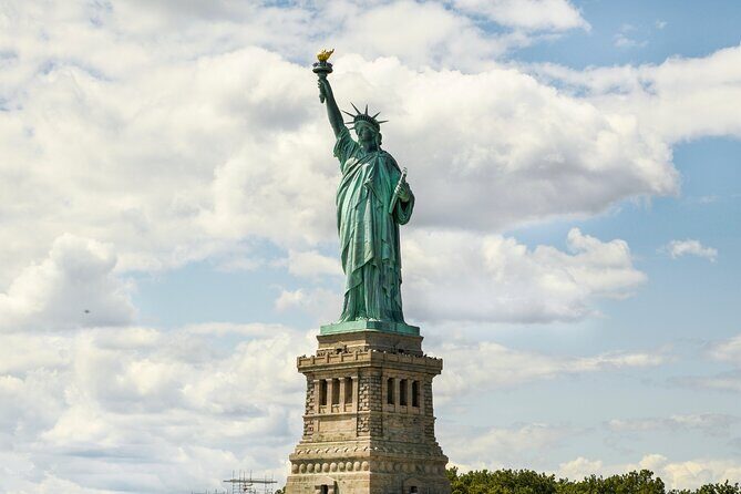 New York Princess Cruises - Why the East River route feels different