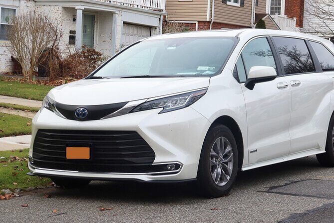New York: Private Airport Transfer From/To LaGuardia Airport(LGA) - Private ride reality: who this fits best