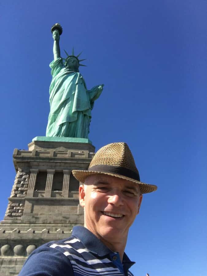 New York: Statue of Liberty and Ellis Island Tour - Getting to the Water: Your Statue of Liberty Close-Up Moment