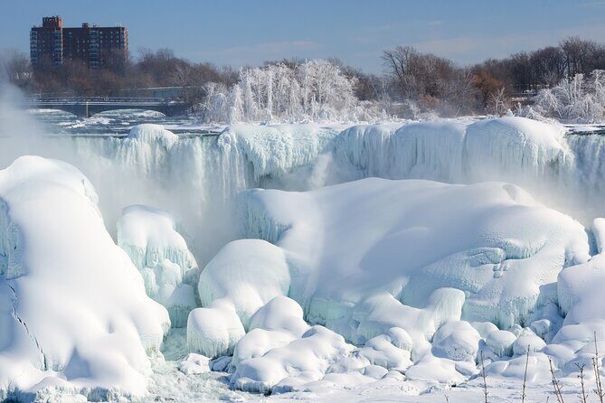 Niagara Falls USA Autumn Winter Tour - Stop 3: Bridal Veil Falls for a Quick, Scenic Break