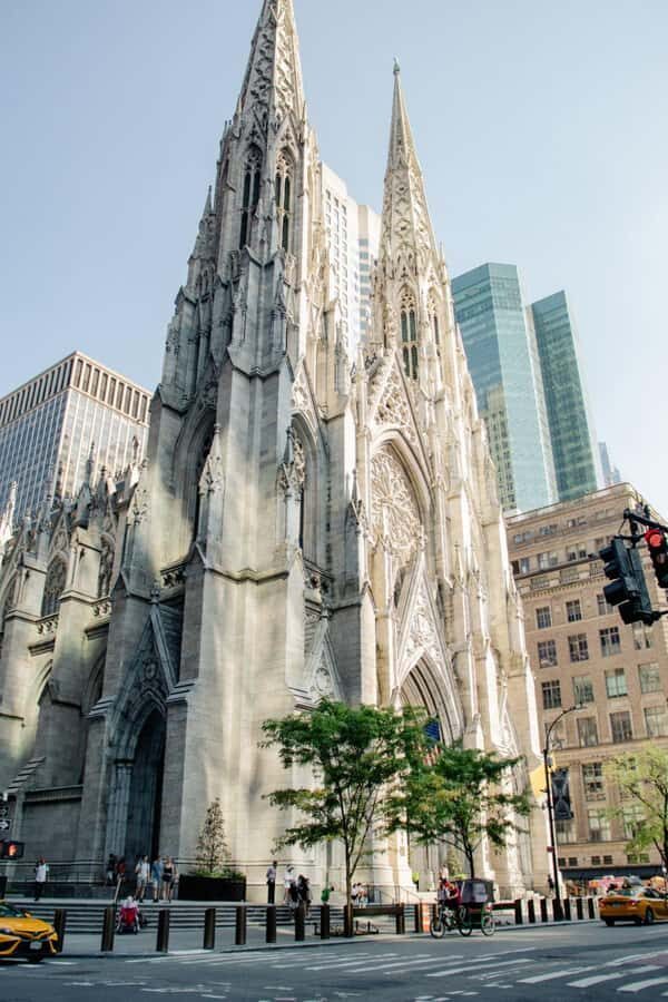 NYC: East Village & Midtown Irish History Walking Tour - 5th Avenue through Hell’s Kitchen: Irish-American influence beyond the postcard