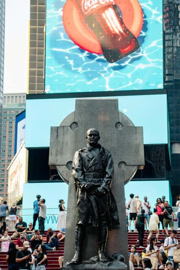 NYC: East Village & Midtown Irish History Walking Tour - What to wear, what to bring, and how to make it painless
