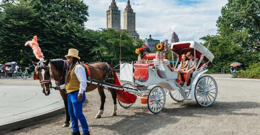 NYC MAGICAL NIGHT TIME RIDE Central Park/Rockefeller Center - A night horse ride that connects two NYC icons