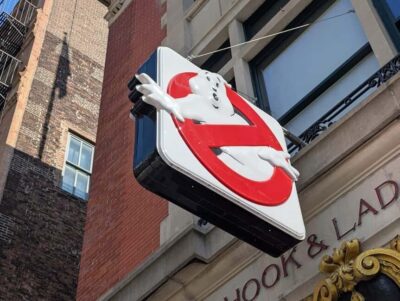 NYC: Movie and TV Show Walking Tour - Midtown’s Starry Corners: Home Alone 2, Breakfast at Tiffany’s, and Tootsie