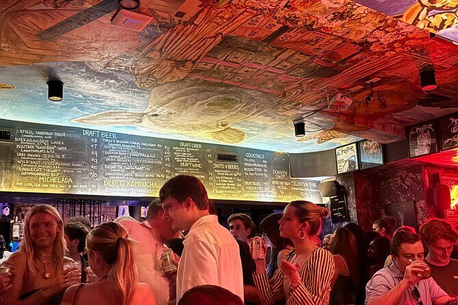 NYC Pub Crawl Tour - Entering the night: meeting point, timing, and how the tour flows