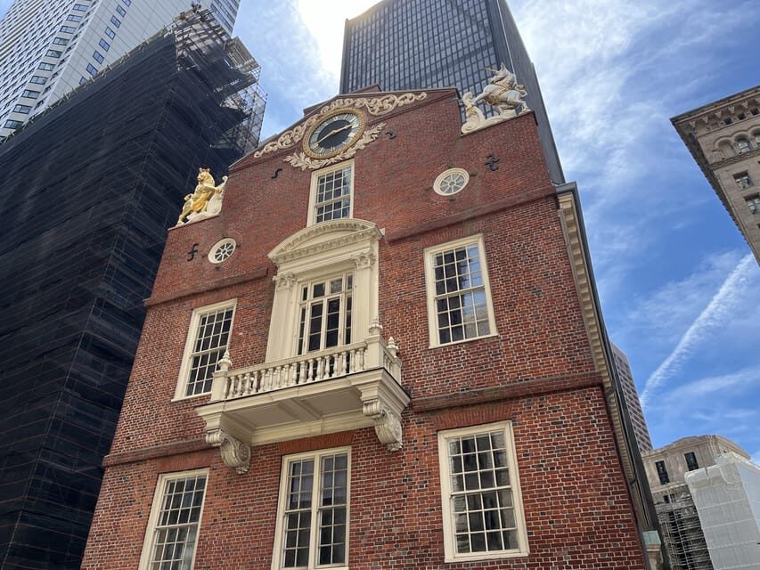 Relive 1776: Interactive AR Experience on The Freedom Trail - Boston Common: meeting the leaders under the Great Elm Tree