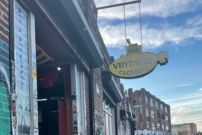 Vintage + Secondhand Shopping Walking Tour through Brooklyn, NYC - Stop 4: Greenpoint finish with one last secondhand stop