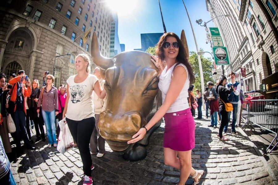 Wall Street, Financial District Walking Tour Lower Manhattan - Meeting at Charging Bull, then learning how this part of NYC ticks
